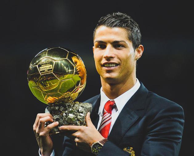 必能亲眼见 必能亲眼见