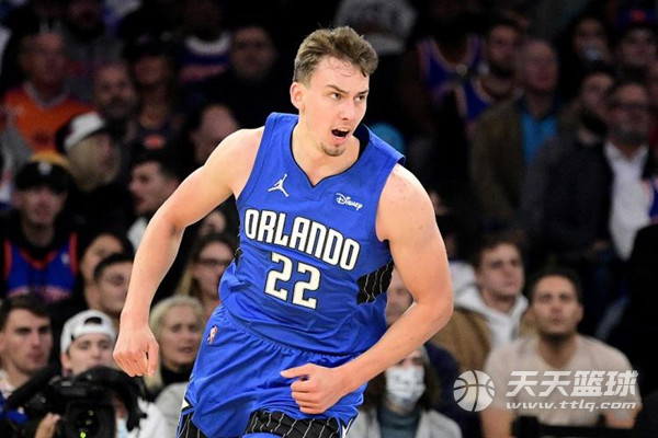 也能担纲边 也能担纲边